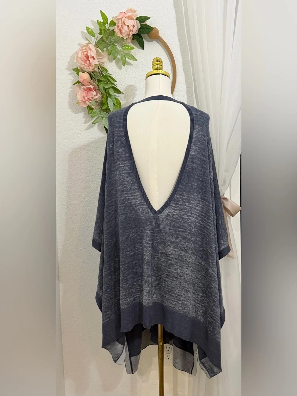 NEW LULULEMON Cashmere Blend Gray Blue Free To Coast Wrap Sweater Poncho OS